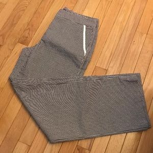 Liz Claiborne pants brown stripes. Audra sz 8.